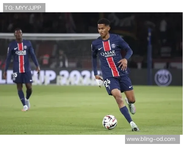 恩里克高度认可马尤卢表现巴黎俱乐部已启动续约谈判